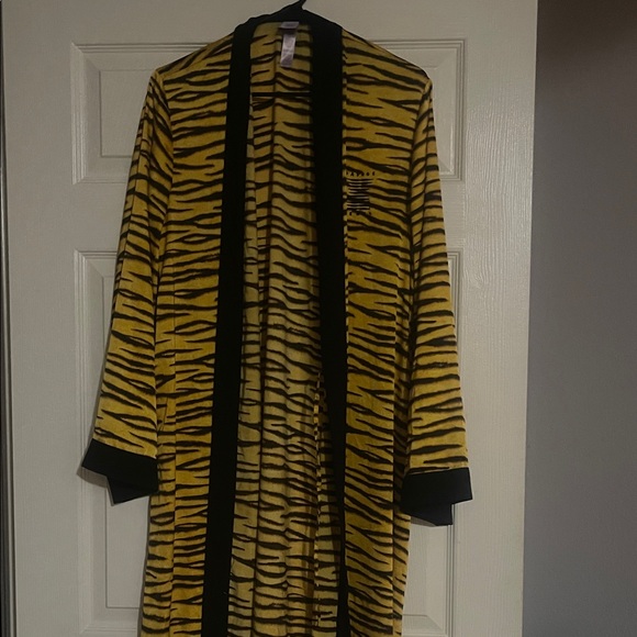Savage Fenty M/L Robe Price Firm